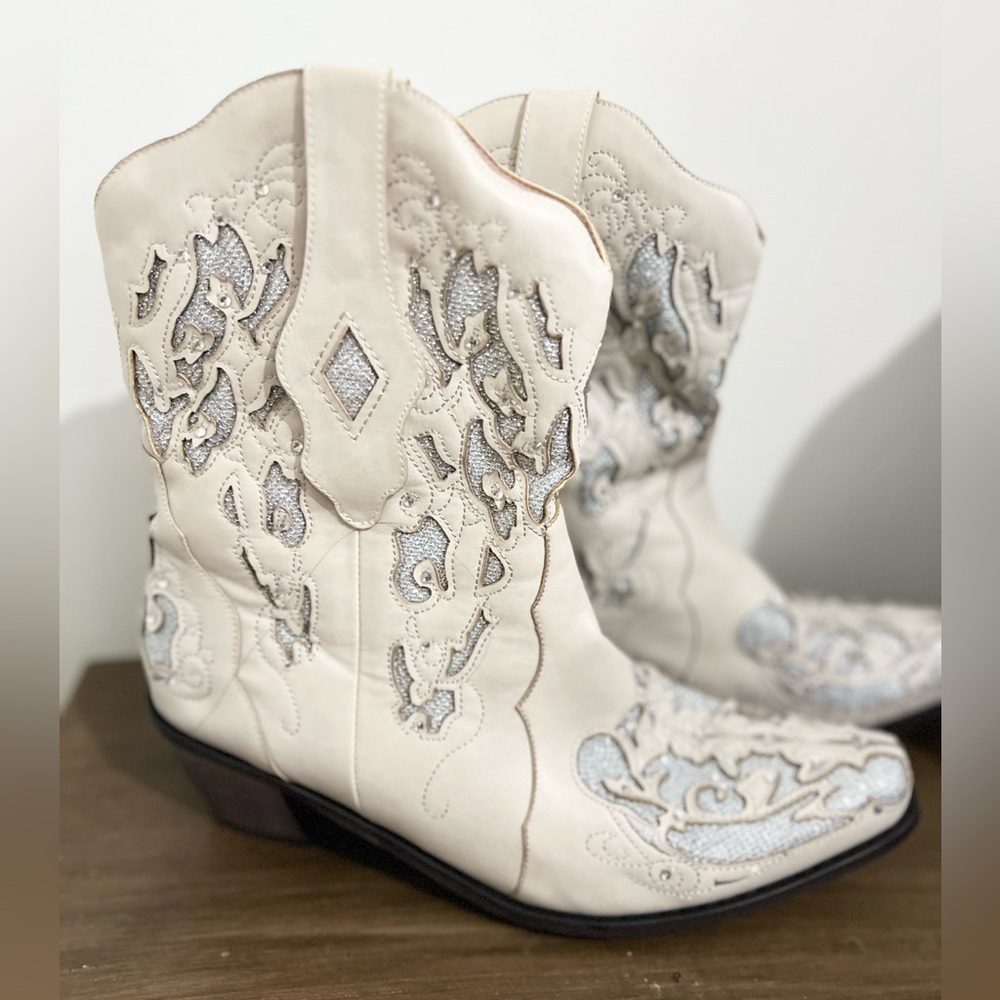 Boots With Bling